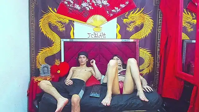 Pride_couple webcam