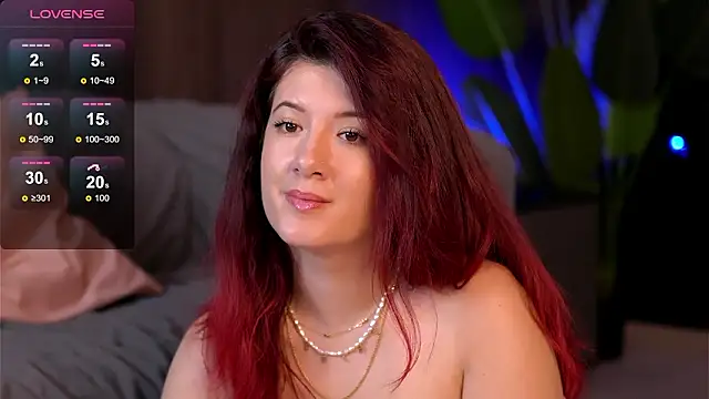 evamo0n - EvaMo0n's free webcam - UK Sex Cams