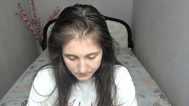 Holliy_Cooper webcam