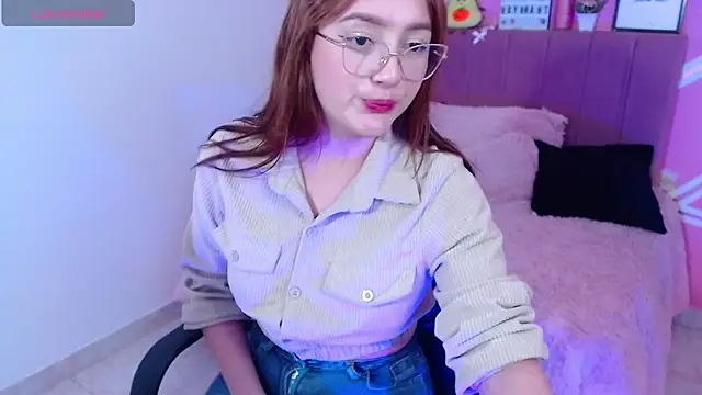 Natasha_Romanof18 webcam