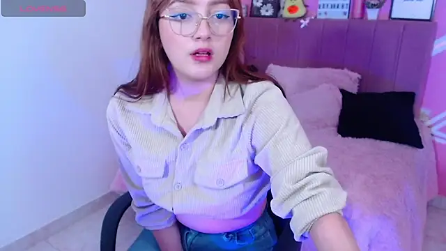 Natasha_Romanof18 webcam