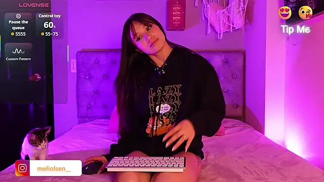 Alisha_Olsen_ webcam