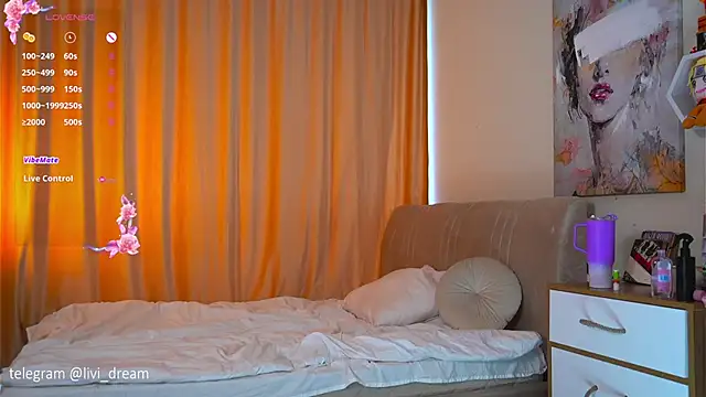 VernitaFiscalini webcam