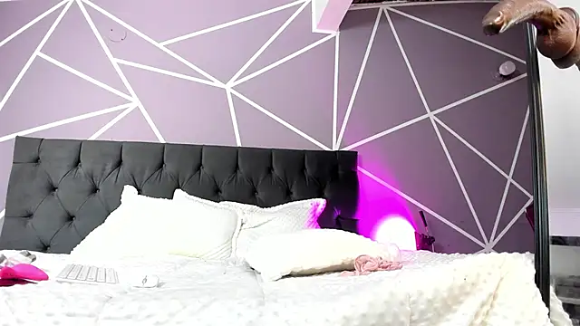 Nicole_Brown1126 webcam