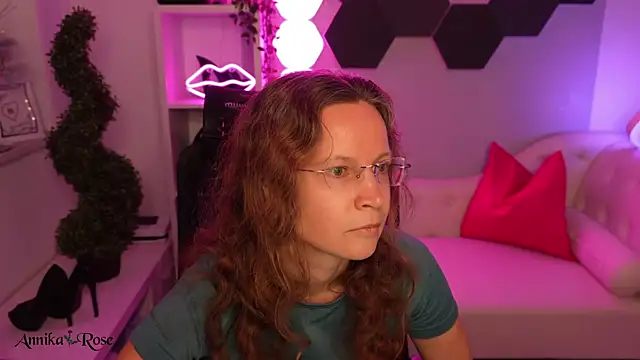 AnnikaRose webcam