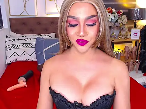 MeatyhorsecockMistress webcam