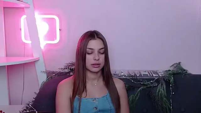 MilanaAngelAs webcam