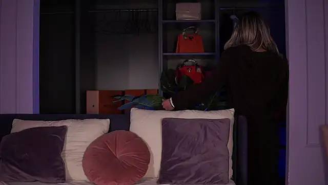 Monique_Celeste webcam