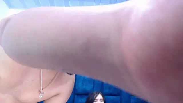 GroupNoLimits webcam