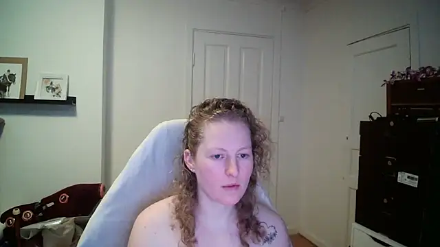 girlnina-1995 - Girlnina-1995's free webcam - UK Sex Cams