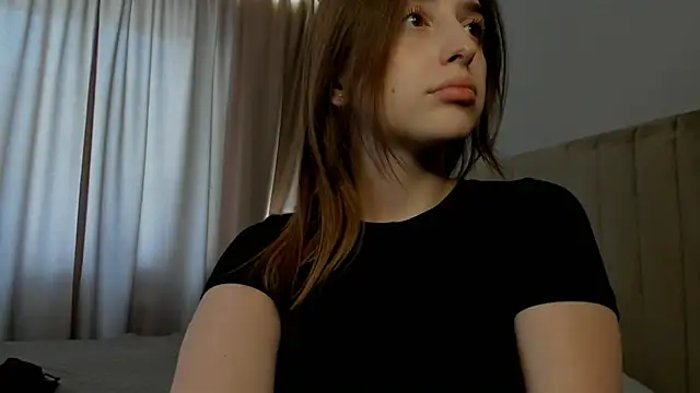 LeanneDinkle webcam