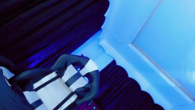 Yareth_Rouss_ webcam