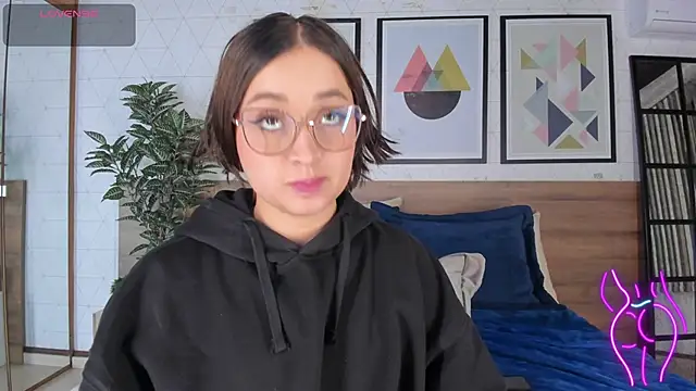 miakay1 (F teen) - On knees lick and suck ur cock