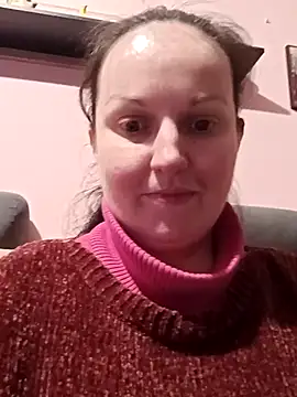 BustyLadyAlma webcam