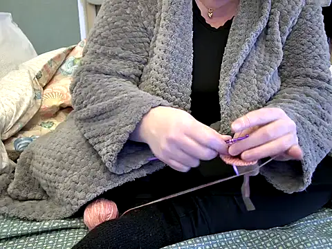 marthabriest - MarthaBriest's free webcam - UK Sex Cams