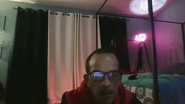 bellaskeykeeper webcam