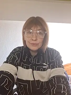 InfinityLove18 webcam