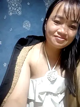 noelle-e - Noelle-e's free webcam