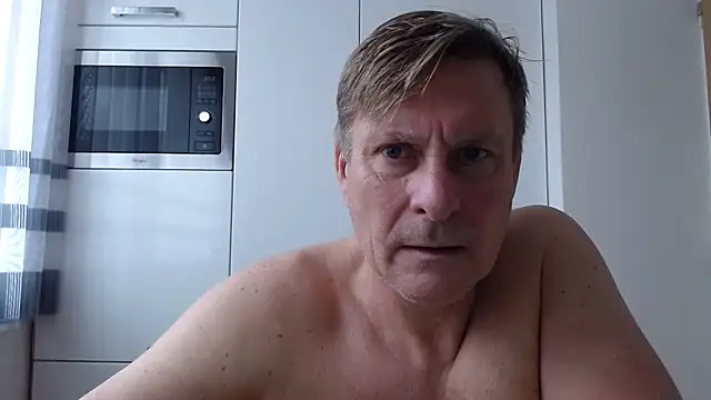 johnnym1 webcam