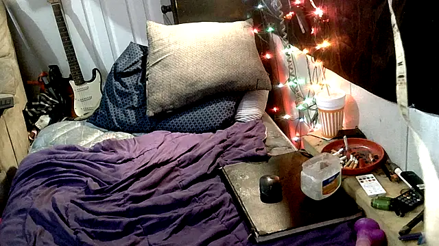 theoneyoulove69 - TheOneYouLove69's free webcam - UK Sex Cams