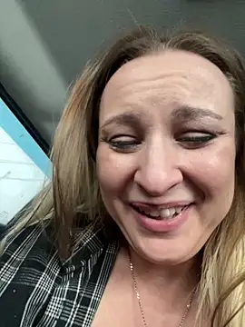 olgabuzzz - OlgaBuzzz's free webcam - UK Sex Cams