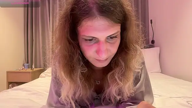 AlicePinkhead webcam