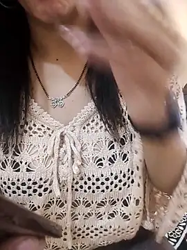 meenu_bhabhi547 webcam