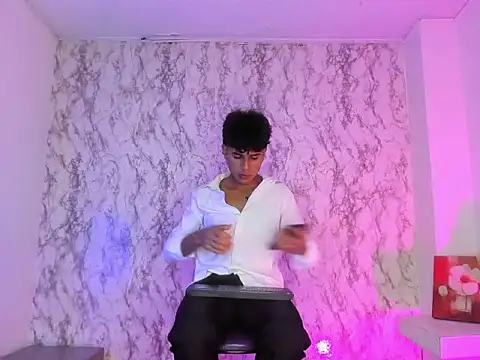 Valentino_Lane webcam