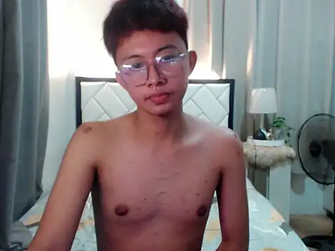 -asiantwink0000- webcam