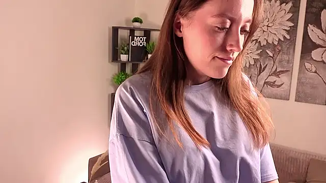 nenaword - NenaWord's free webcam - UK Sex Cams