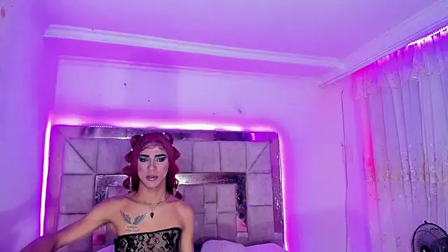 ashleypartystar11 webcam