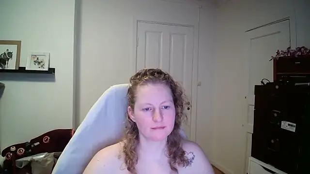 Girlnina-1995 webcam