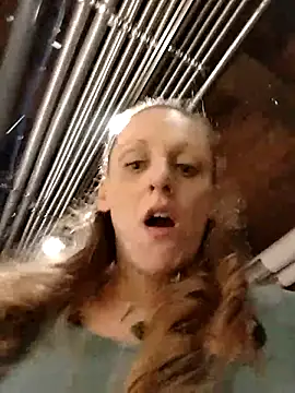 eatmeplease44 webcam