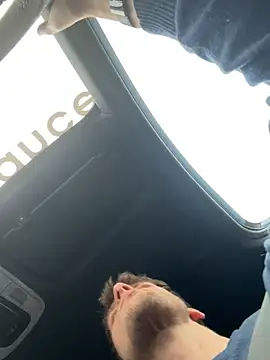 YoungSkinnyBoy20 webcam