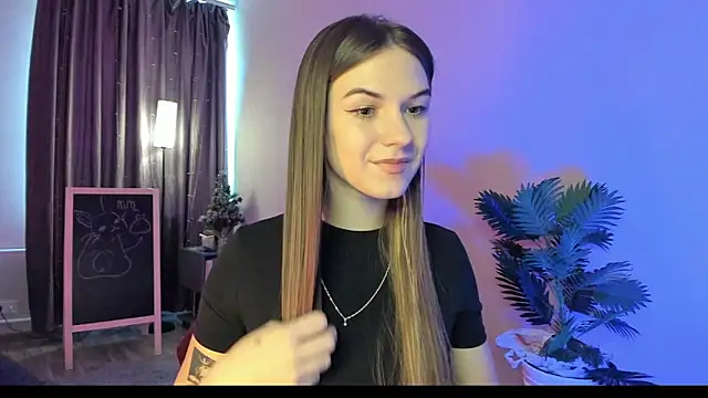 luna_lust_212 webcam