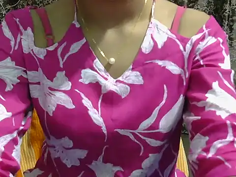 Adorable_Ayesha webcam