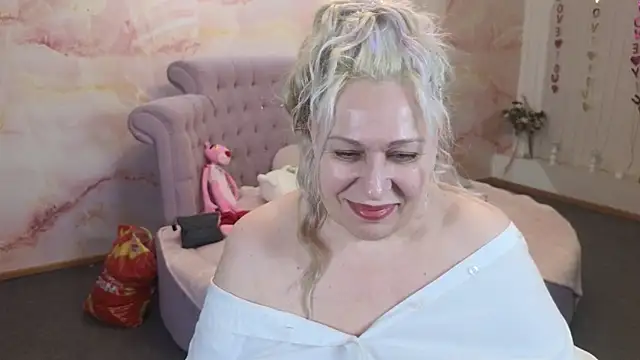 Penelope_Pinky webcam