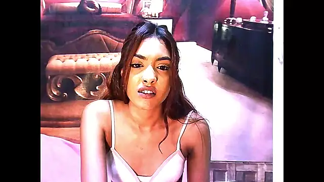 IndianPretty14u2Luv webcam