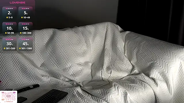 Jonathan___123 webcam