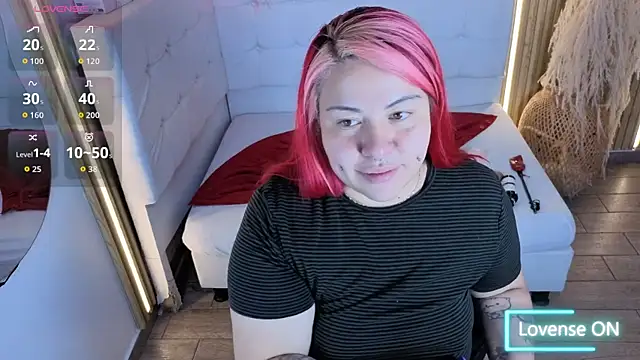 Bruja__Scarlata webcam