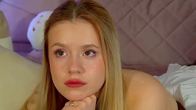 MilanaBalmain webcam