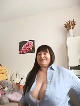 Women-pleasures webcam