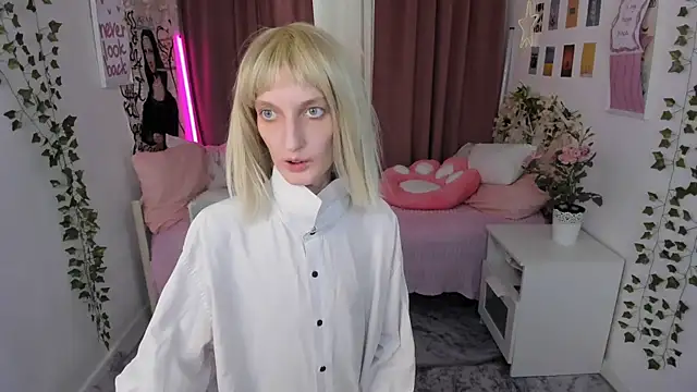 ViktoriaClark webcam