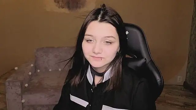 xxxnaughtyfoxyxxx webcam