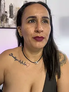 sara_charmy - Sara_Charmy's free webcam - UK Sex Cams