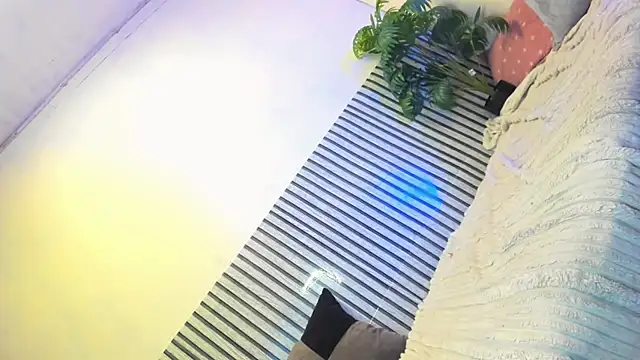 ms_monica (T young) - let me explode my cum