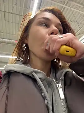 RosieSecret Live Webcam on Stripchat