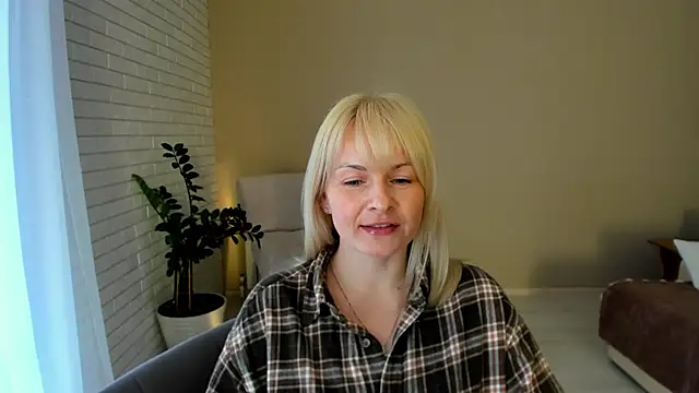 Alicee_Gracee webcam