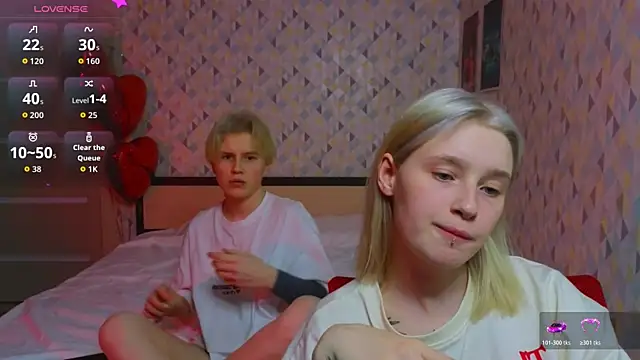 Girls_Fingers webcam