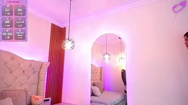 Violet_Collins1 webcam